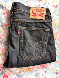 Levi&#39;s 510 Dark Wash Jeans