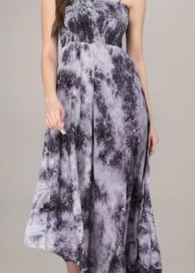 Tie-Dye Strapless Midi Dress