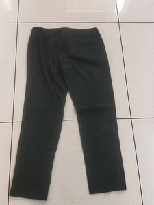 Allen Solly Black Cropped Pants