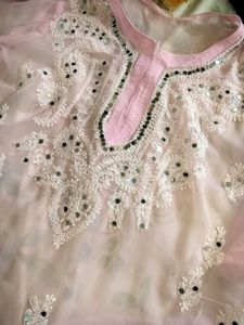 Embroidered Detail Kurti