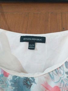 Banana Republic Top