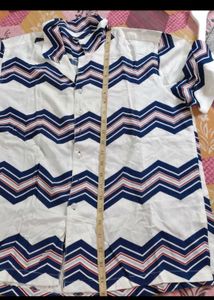 Trendy Zig-Zag Print Shirt