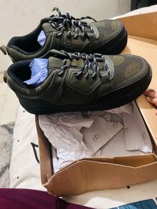 man black &amp; green camouflage low top sneakers