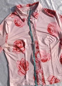 Brand New (Urbanic)Satin Floral Rose Pink Crp Top
