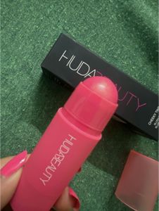Hudabeauty Cheeky Tint Blush Stick”Proud Pink”