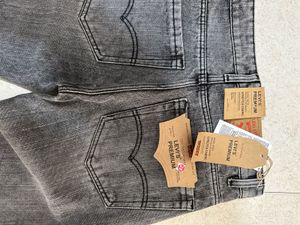 28,32 Standard Sizes jeans