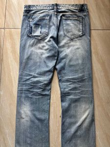 LOOSE FIT JEANS