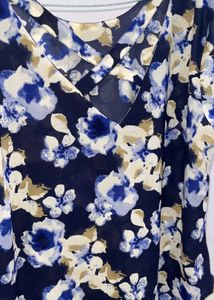 Women Casual Navy Blue Top