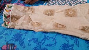 Elegant Floral Kurti 🌷