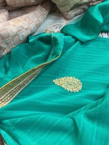green saree with blouse