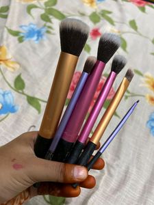 Real Techniques Makeup Brush Set Of 6