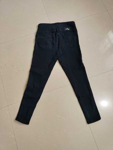 Stylish Black Jeans