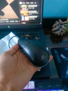 Gaming mouse wired