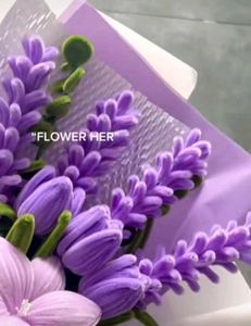 LAVENDER PIPE CLEANER FLOWERS