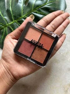 Nykaa Eyeshadow Palette