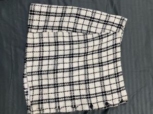Plaid Mini Skirt with check print good for winters
