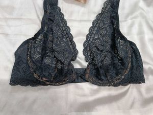 🇳🇿💫💕Elegant Black Lace Bralette