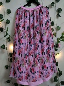Pleated skirt