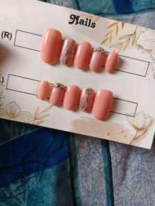 Peach Press-On Nails with Rhinestones