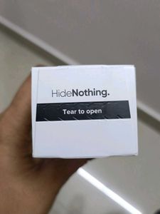 minimalist b12 face moisturizer