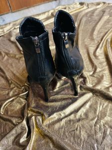 Pointed Toe Heels Boots