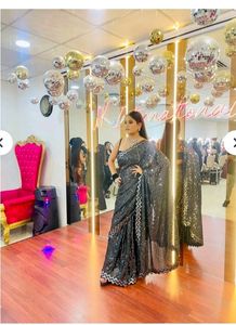 Black Saree🤩