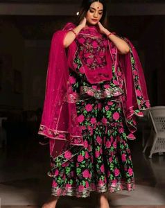 Floral Print Kurta Set