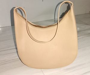 Half Moon Handbag / Shoulder Bag