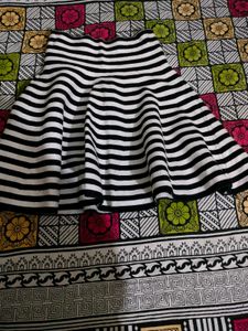 Striped A-Line Knit Skirt