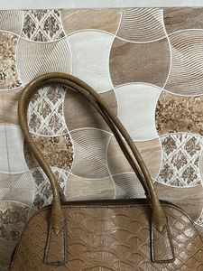 Elegant Handbag