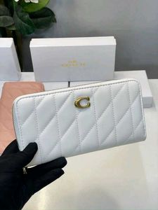Coach Zipper Wallet