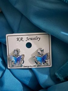 Korean Butterfly Earrings 🦋