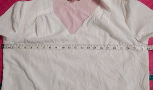 White V-Neck Short Sleeve Top
