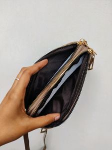BRAND NEW CLN CROSSBODY BAG