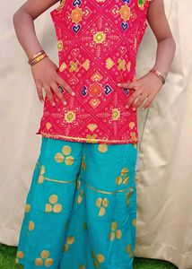 Suit And Sarara Set.. ♥
