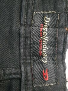 Men Mildly DistressedMid-Rise Cotton Jeans