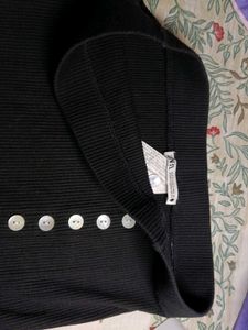 zara black skirt