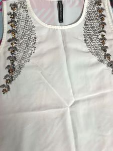 Sleeveless With Pattern Work Top