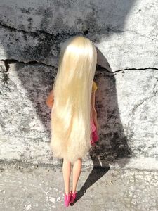 Barbie Doll ultimate curls
