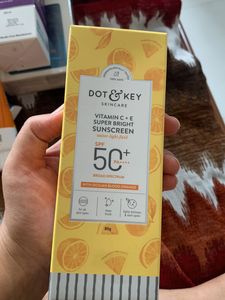 Dot&amp;key Vit C Sunscreen 80 G