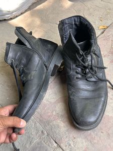 Men&#39;s Black Leather Boots Uk10