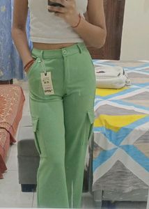 Trendy Green Cargo Pants