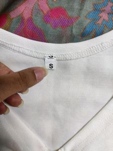 White Crop Top With From Ribbed And Tie