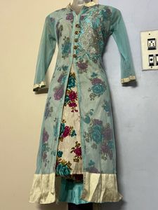 Floral Embroidered Kurta