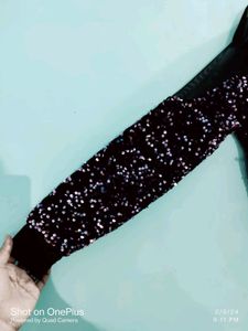 ✨️🖤Sequins Crop Top 🖤✨️