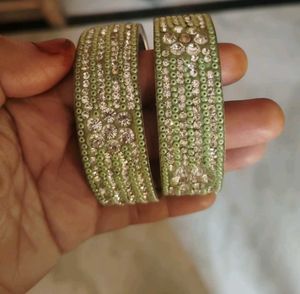 Sparkling Green Bangle Set