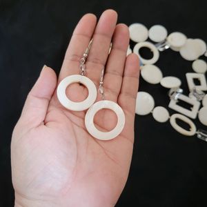 Mother of pearl statement earing  necklace set