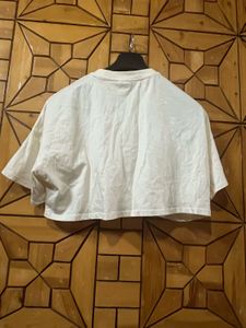 H&amp;M Crop Tshirt