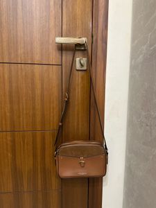 Unique Accessorize London Bag