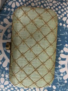 Green Clutch